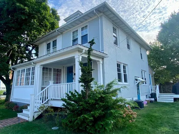 902 N 9th St, Wyomissing, PA 19610