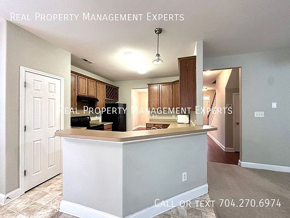 4th image of 9824 Coatbridge Dr