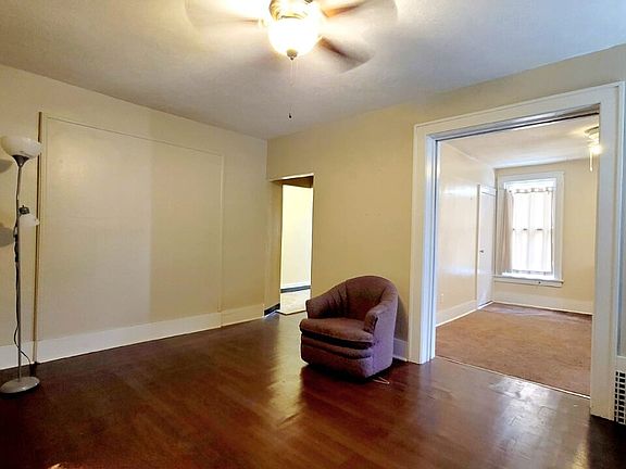 3rd image of 605 Liberty Dr #A