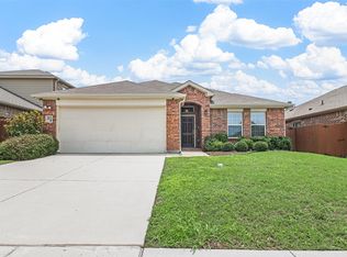 2024 Windsong Dr, Heartland, TX 75126