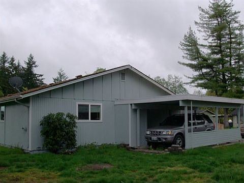 5th image of 1400 To 1402 Josephine Ct SE