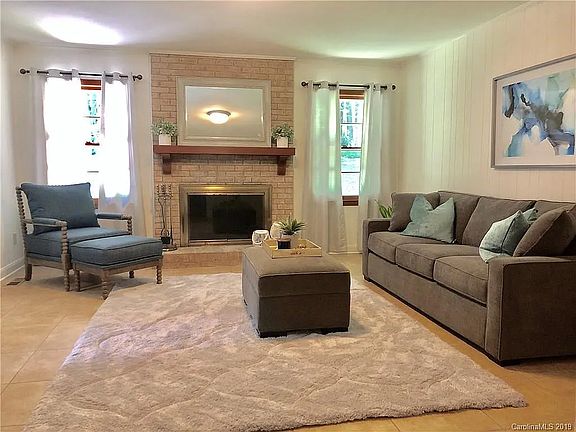Staging shown and appearance may differ.