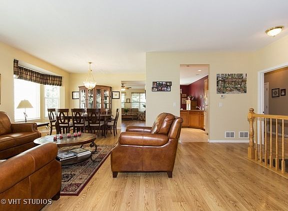 3rd image of 16237 Goose Lake Dr