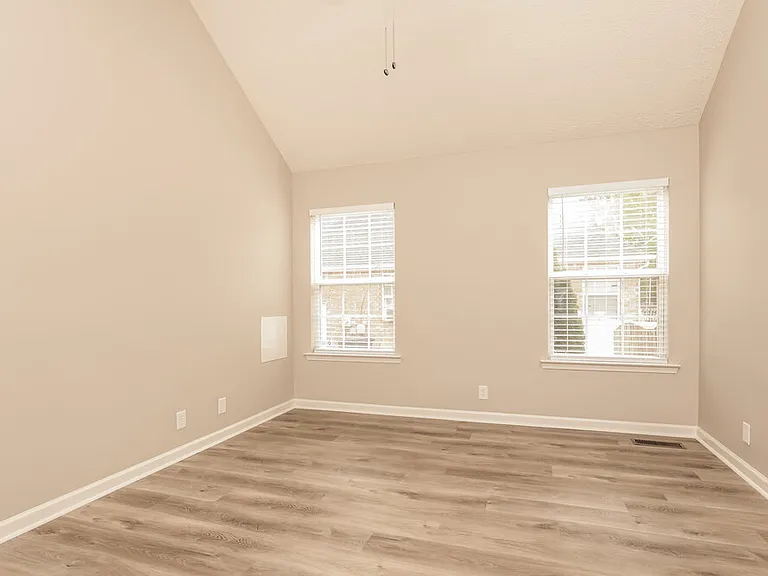 214 Quanah Parker Trl — Photo 12
