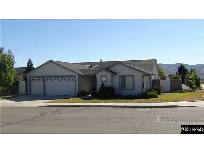 500 Silversmith Pl photo 1