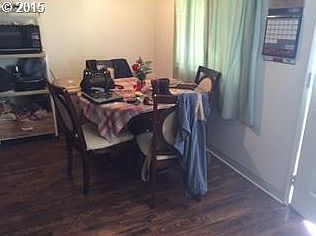 3rd image of 12304 NE 76th St