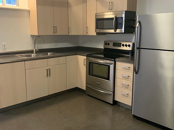 3rd image of 203 W Vine St #5
