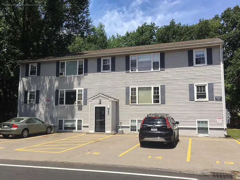 64 Lorchris St #14 — Photo 13