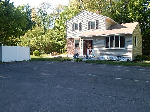 2nd image of 260 Tisdale St