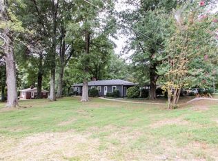 3305 Lawndale Dr, Greensboro, NC 27408