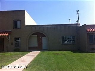 1st image of 521 N Lesueur