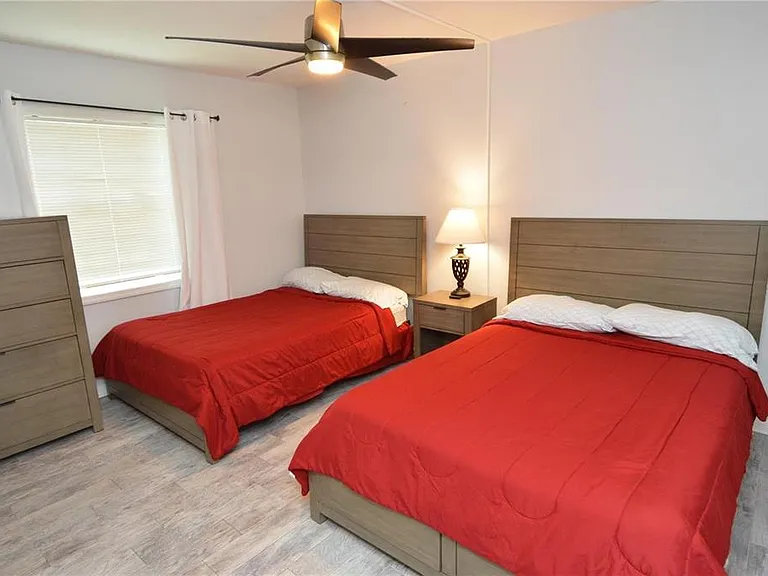 3873 Pompano Dr SE #B — Photo 33