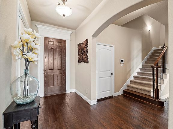 4th image of 112 Shepherds Hill Rd