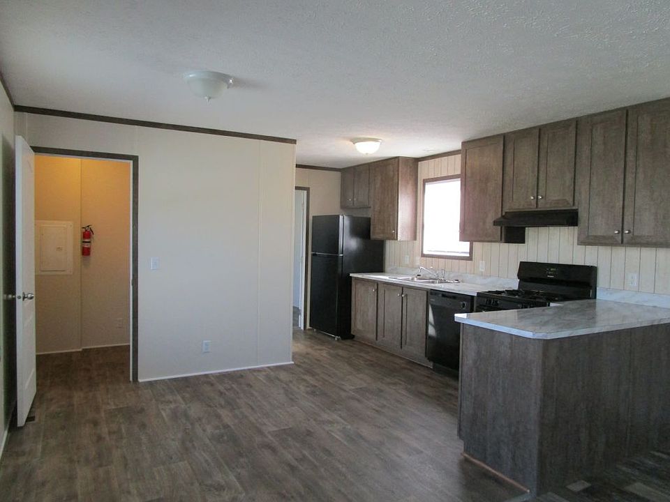 23504 Matts Dr #66, photo 4
