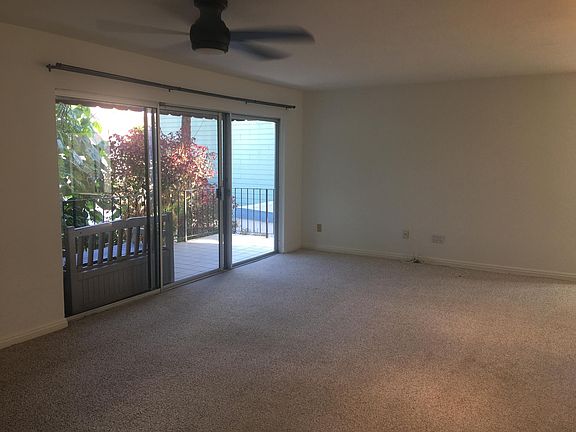 2nd image of 372 Carroll Park E APT 204