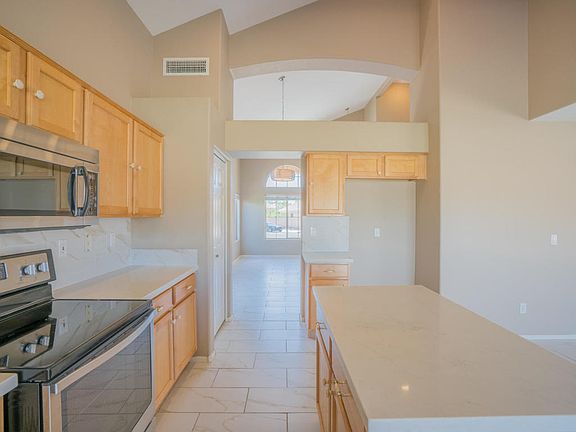 2nd image of 18226 N Skyhawk Dr