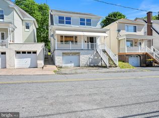 39 S Schuylkill Ave, Shenandoah, PA 17976