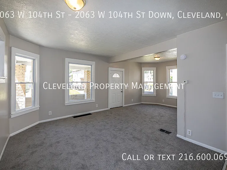 2063 W 104th St #2063 W 104TH ST DOWN — Photo 7