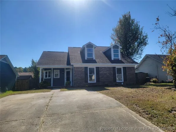 5575 Windy Knoll Pl, Fayetteville, NC 28304