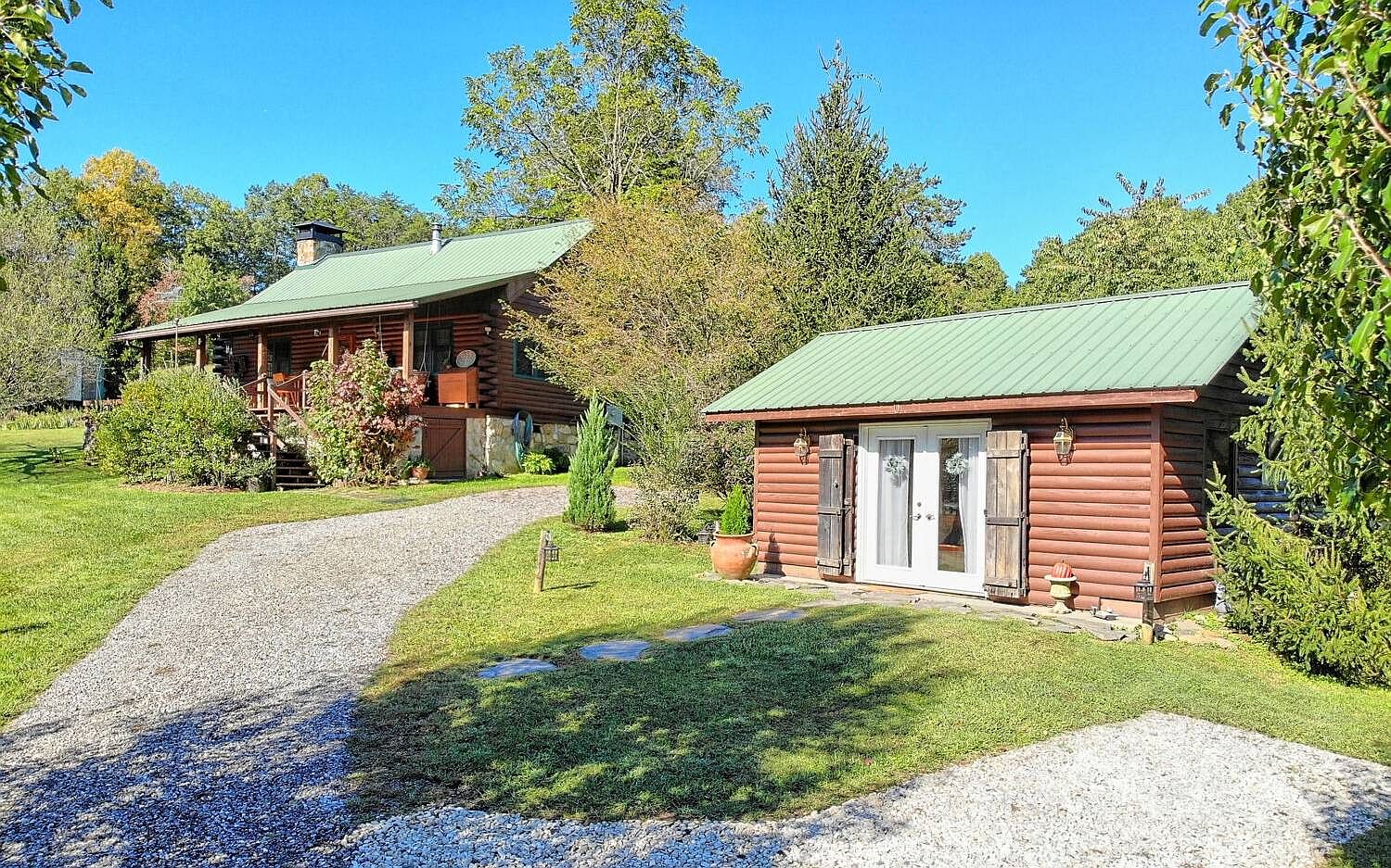 371 Penland Rd Brasstown Nc 28902 Mls 300980 Zillow