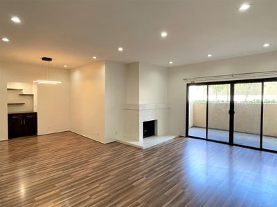 8180 Manitoba St APT 154, Playa Del Rey, CA, 90293