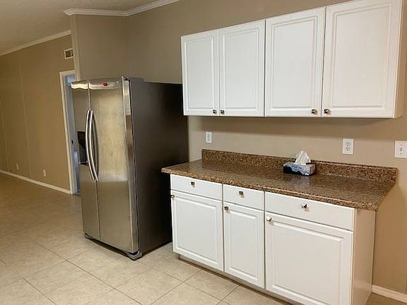 5th image of 88 N Greenway Dr