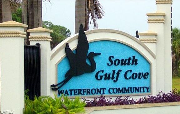 2nd image of 9394 Newnan Cir