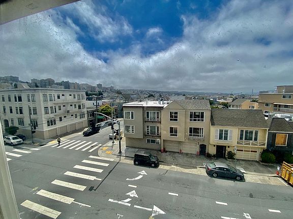 4th image of 2810 Franklin St APT 32