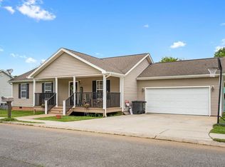 158 Claire St, Benton, TN 37307