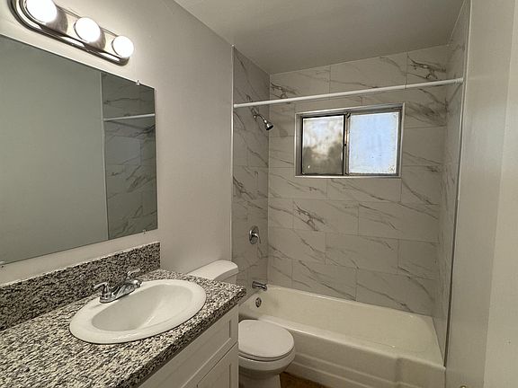 3rd image of 2600 Haley St #11186302