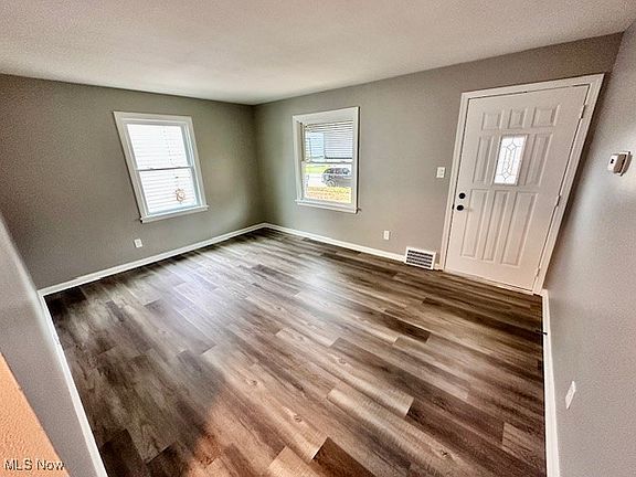 2nd image of 30022 Phillips Ave