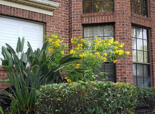 18230 Vinland Dr, Houston, TX 77058