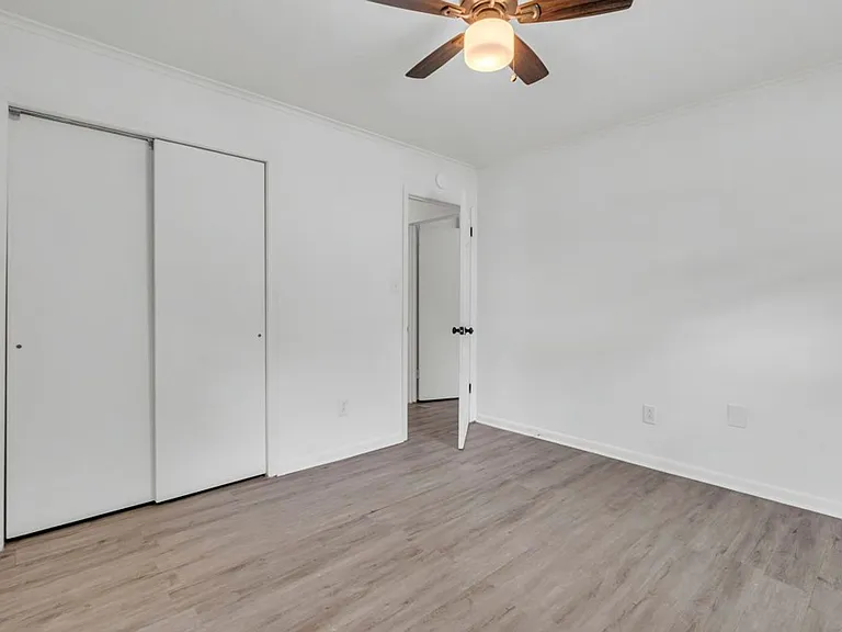 207 Hancock St — Photo 14