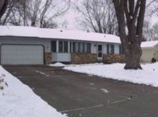 2317 Sherwood Rd, Mounds View, MN 55112