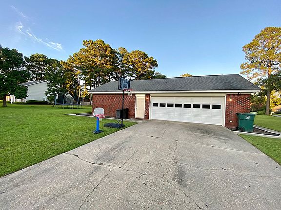 5th image of 210 Irwinton Dr