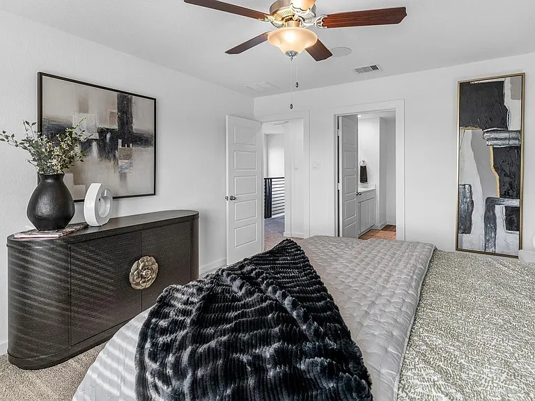 2923 Amherst Meadow Ln — Photo 10