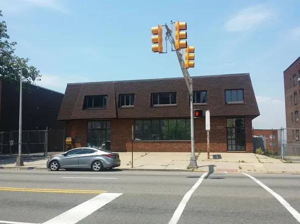 1919 Kennedy Boulevard image 2 of 28