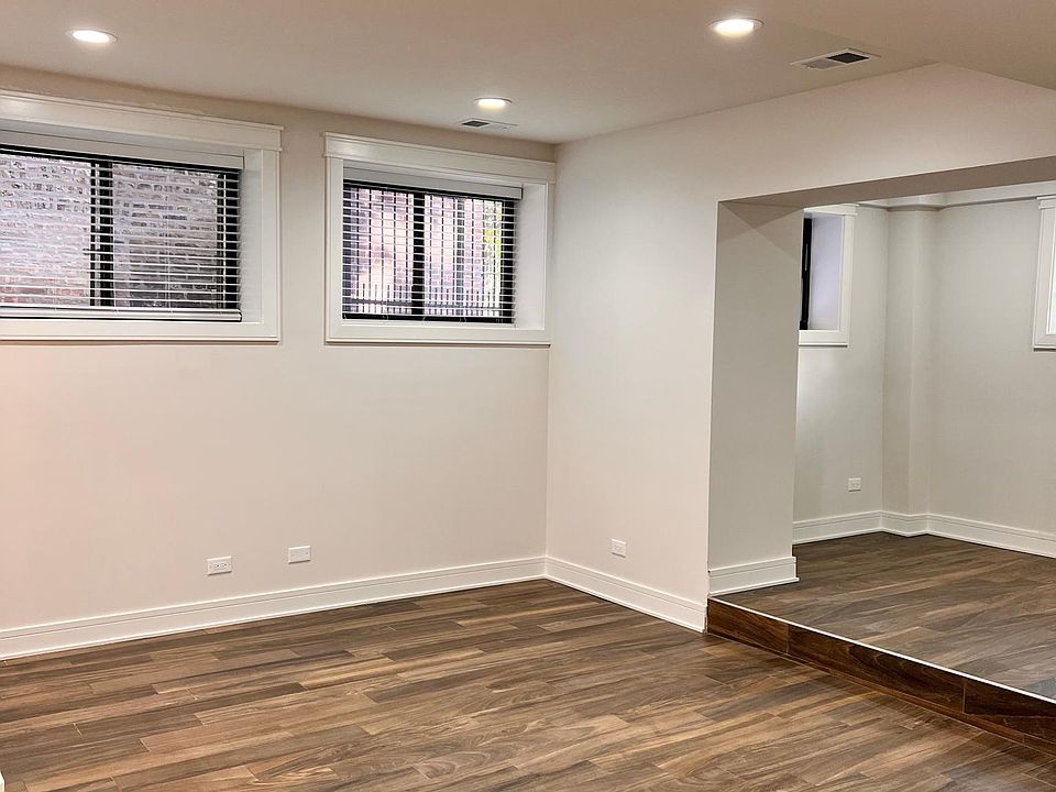 1st image of 4418 N Wolcott Ave #G