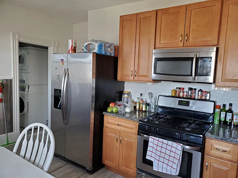 70 Draper St #1.5 — Photo 14