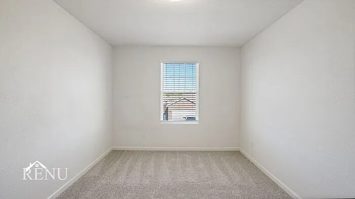 545 London Dr #545LD — Photo 14