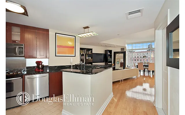 Rented by Douglas Elliman | media 5