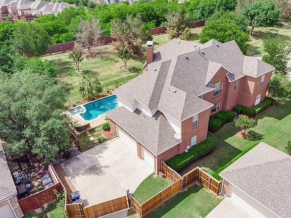 3rd image of 5317 Moss Glen Dr