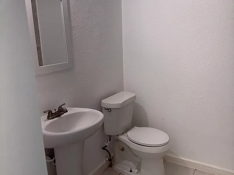 7822 Oak Knoll Ln #A — Photo 5