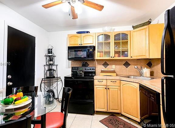 5th image of 19001 NE 14th Ave APT 309