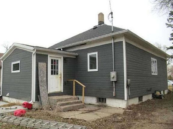 2nd image of 329 N Main St