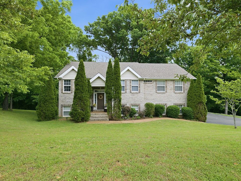 1st image of 529 Katelyn Dr S