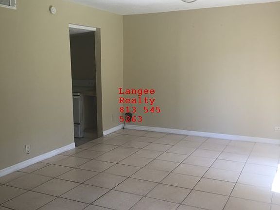 4th image of 8516 N Tampa St #Downstairs