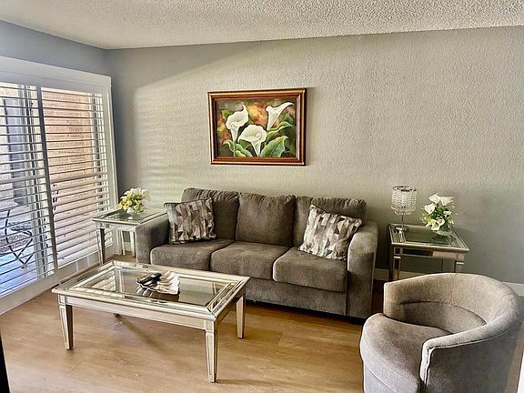 3rd image of 2857 N Los Felices Rd Unit 107