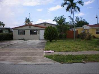 1st image of 1279 NE 180th St
