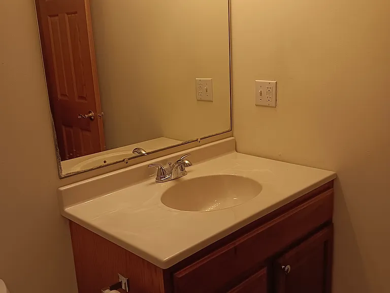 Lower Level Sink